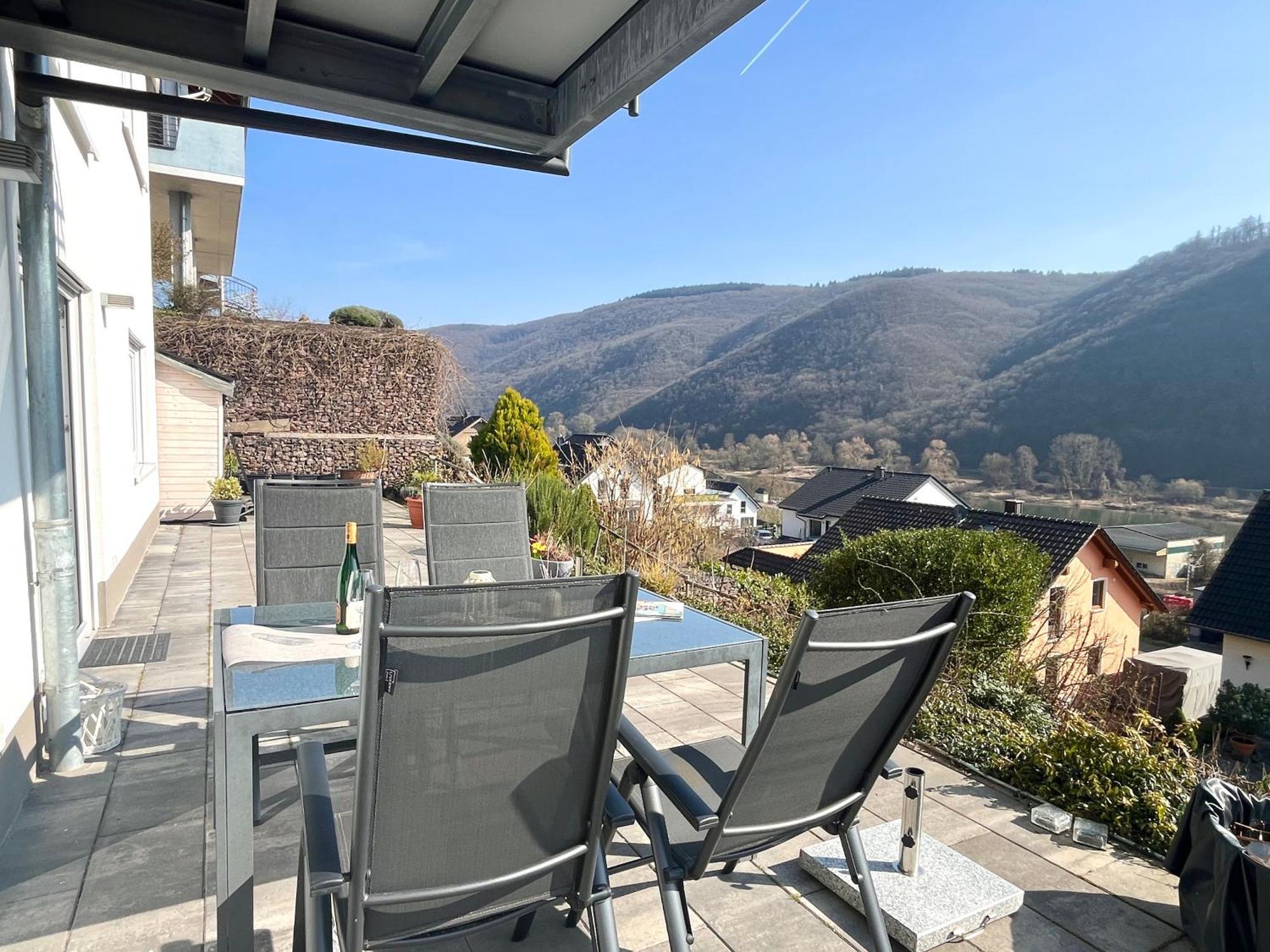 Ferienwohnung Sonnenterrasse, 1-4 Personen, 2 Schlafzimmer, Grosse Terrasse Müden Dış mekan fotoğraf