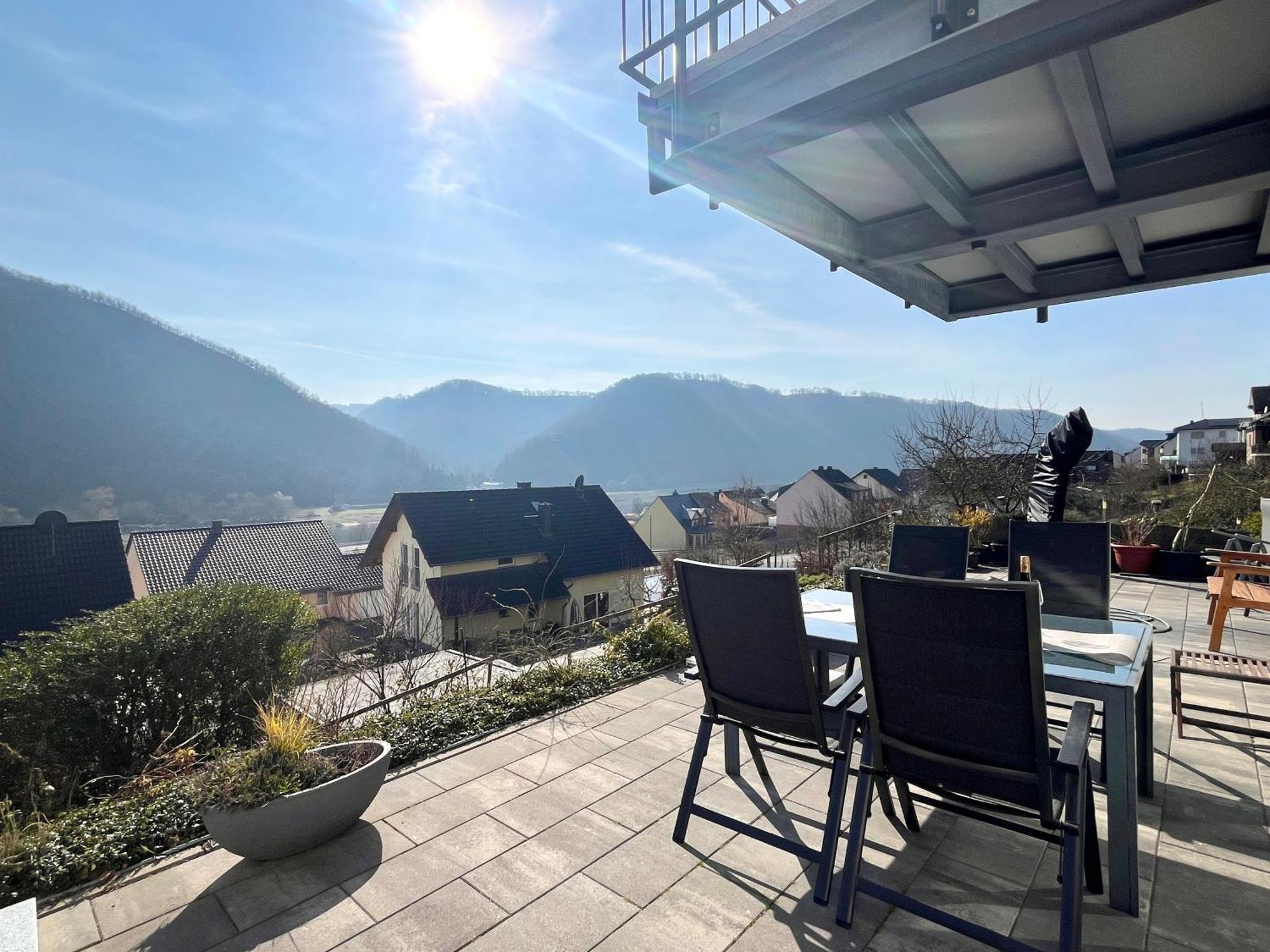 Ferienwohnung Sonnenterrasse, 1-4 Personen, 2 Schlafzimmer, Grosse Terrasse Müden Dış mekan fotoğraf