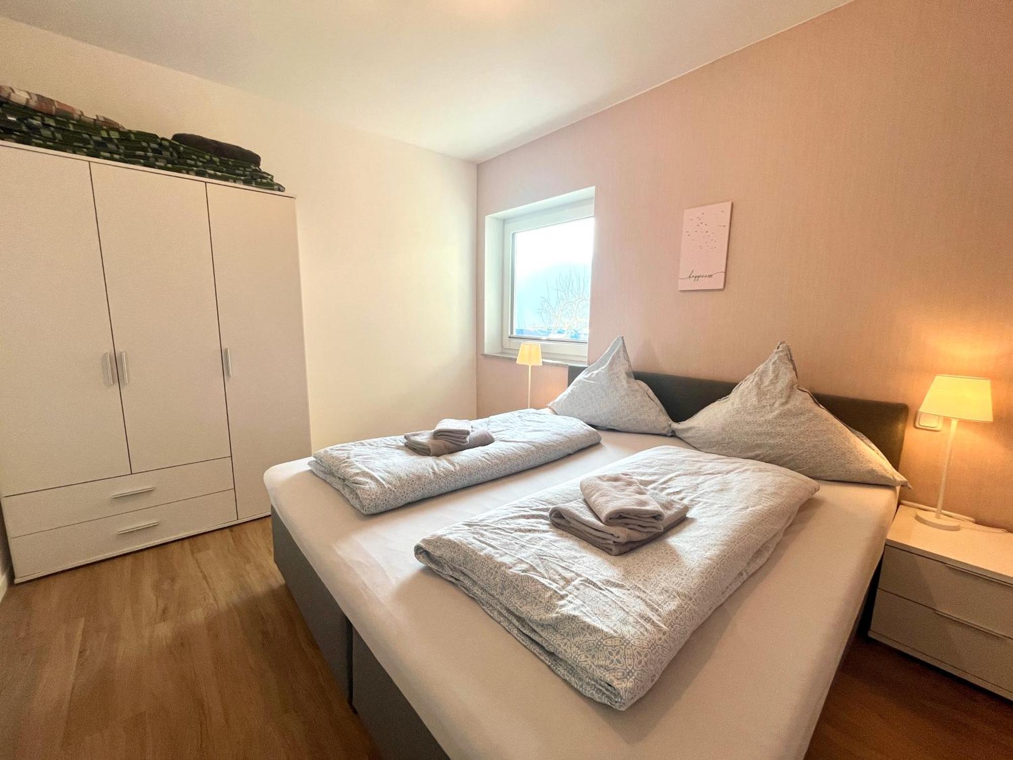 Ferienwohnung Sonnenterrasse, 1-4 Personen, 2 Schlafzimmer, Grosse Terrasse Müden Dış mekan fotoğraf