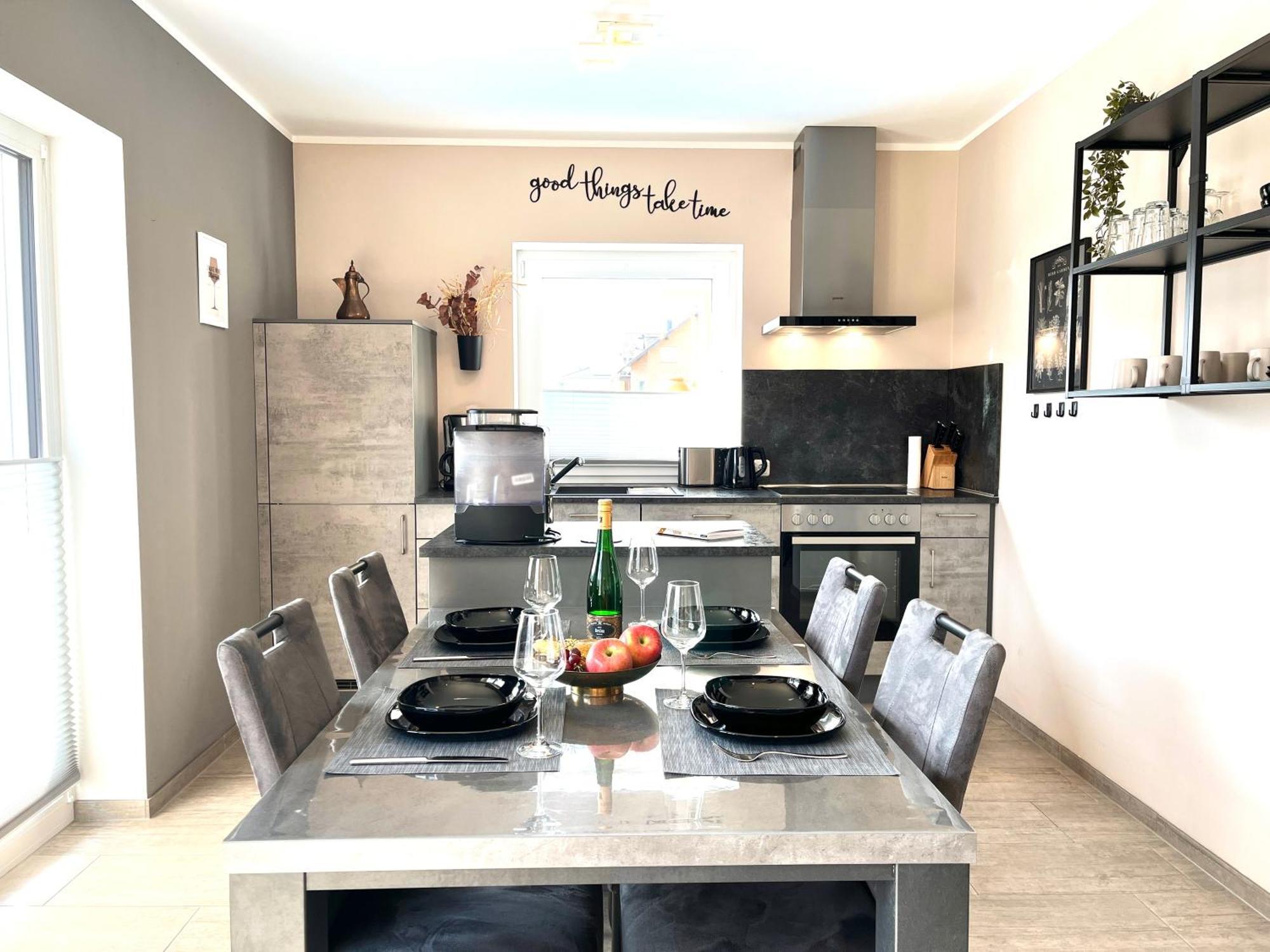 Ferienwohnung Sonnenterrasse, 1-4 Personen, 2 Schlafzimmer, Grosse Terrasse Müden Dış mekan fotoğraf